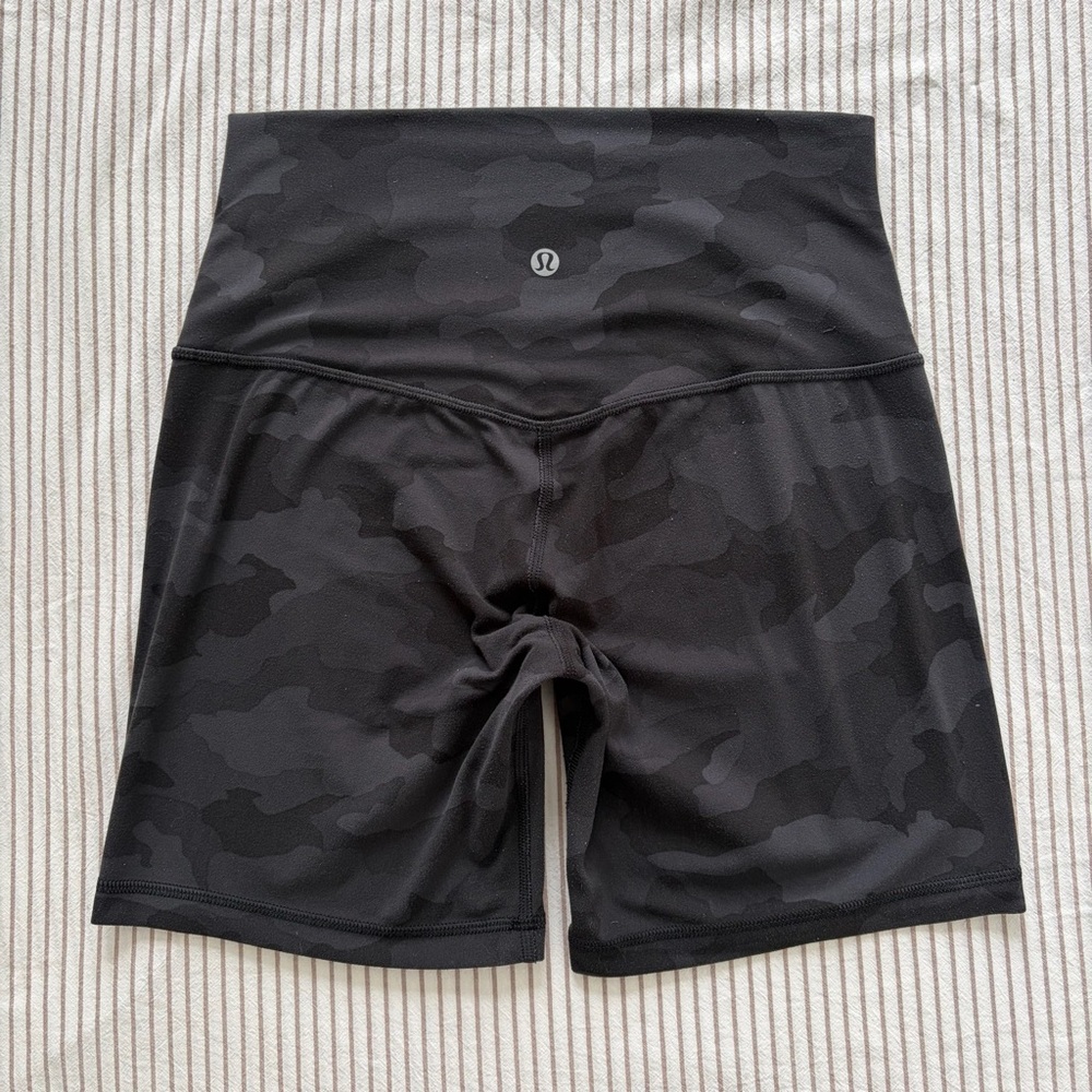 Lululemon Align Super High Rise Short Camo Deep Coal Multi- Size 6
